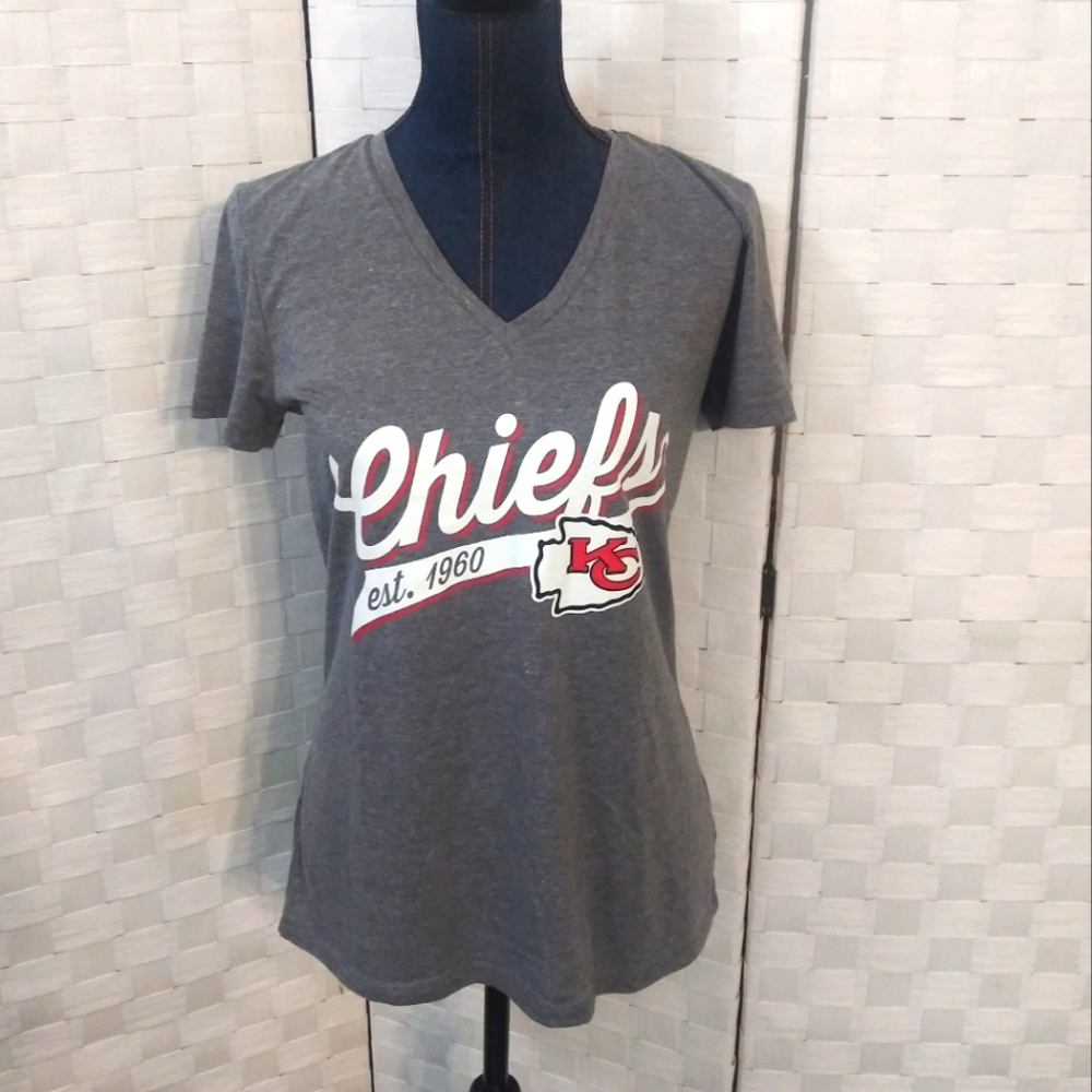 - Kansas City Chiefs size M gray short sleeve tee shirt NFL AFC football